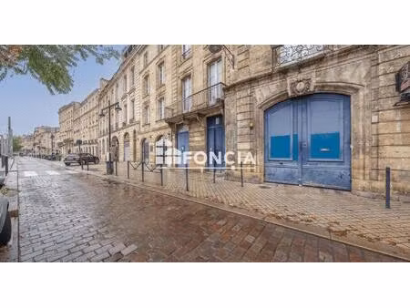 a vendre – appartement t2 initialement t3 de 56 m² – quais des chartrons  bordeaux
