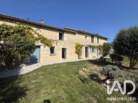 vente maison 5 pièces 142 m² la roche-rigault (86200)