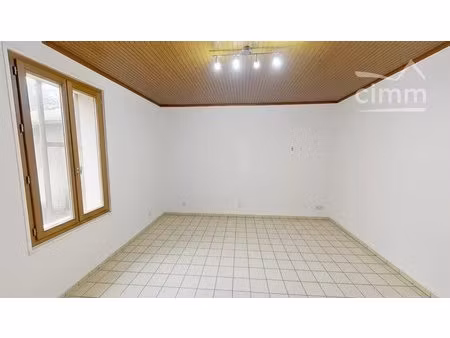maison à fort potentiel avec jardin – à 2 pas du tram t3