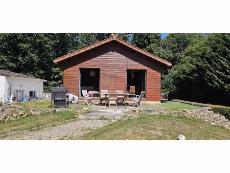 ensemble immobilier d'exception: maison  2 appartements  1chalet