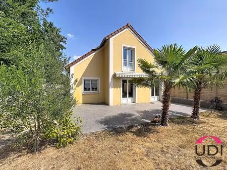 itteville - maison en parfait etat general de 168 m² habitables sur terrain de 622 m²