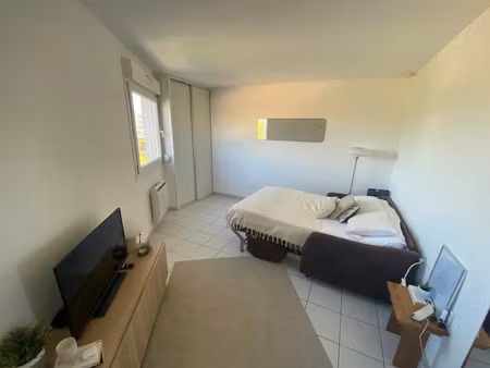 location appartement 1 pièce 29.45 m² à montpellier (34000)  585 €