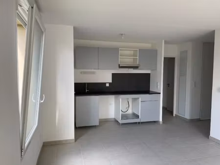 location appartement 3 pièces 63.49 m² à tournefeuille (31170)  806 €