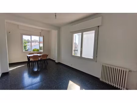 location appartement 3 pièces 80.32 m² à villeneuve-loubet (06270)  1 950 €
