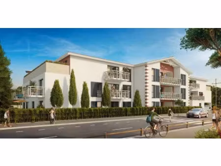 t3 avec grand balcon et 2 places de parking