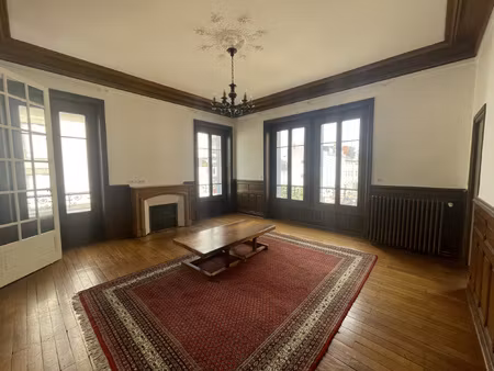 appartement - 128.50m2 - 6 pièces