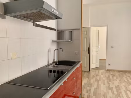 location 2 pièces rue jacques coeur