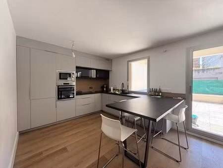 le busca / jardin des plantes - t4 meublé avec 2 terrasses e