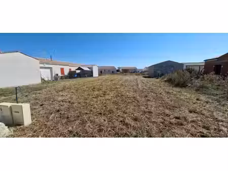 vente terrain 509 m² à le gua (17600)  63 421 €