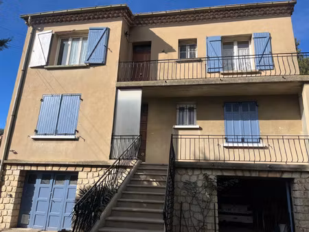 location appartement 4 pièces 70 m² à aubagne (13400)