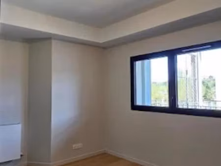 location appartement 2 pièces 37.6 m² à poitiers (86000)  663 €
