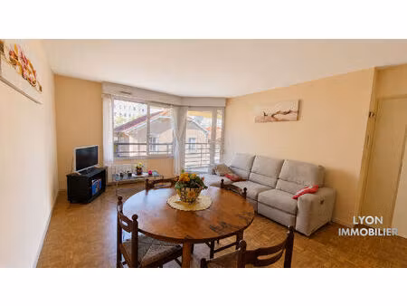 t3 avec balcon et garage coeur monplaisir