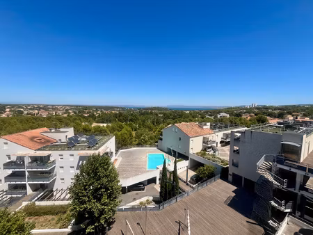 a vendre- appartement t4 avec double garage  parking et terr