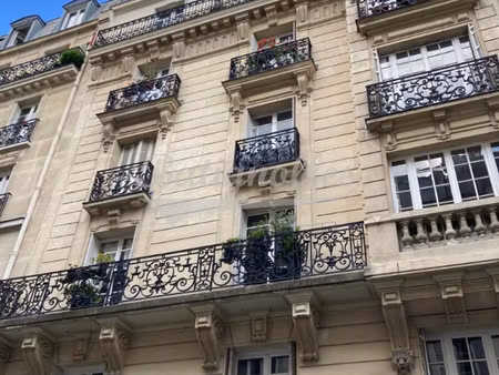 paris 17éme : batignolles - charmant 2 pieces de 32 m2 au ca