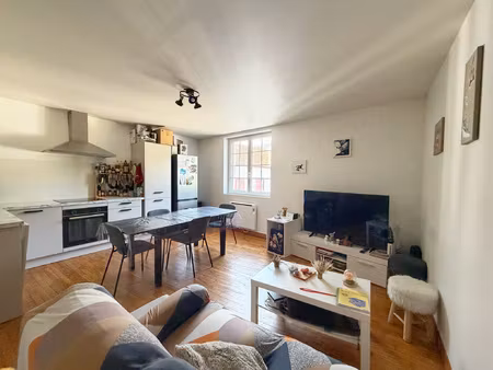 appartement t3 à saint jean pied de port