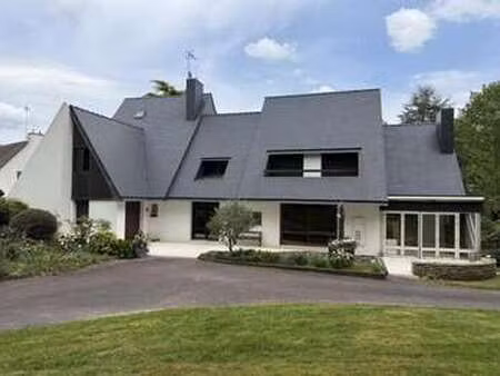 vente maison à loudéac (22600) : à vendre / 315m² loudéac