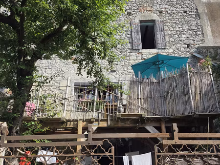 maison de village de 228 m2 à rénover à fort potentiel
