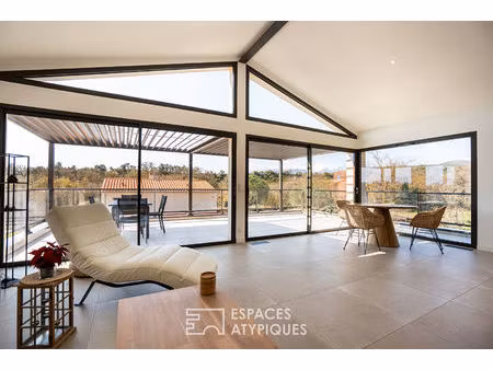 villa contemporaine d'exception aux portes de thuir avec vue sur le canigou