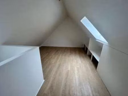 location appartement 2 pièces à quimper (29000) : à louer 2 pièces / 35m² quimper