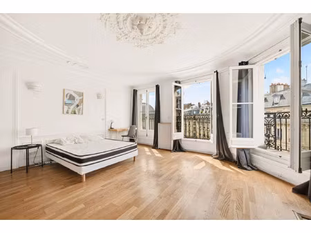 appartement de luxe à vendre dans le quartier les halles