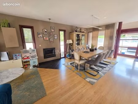 maison 5 pièces 134 m²