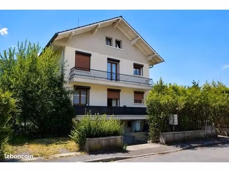 maison 8 pièces 150 m²