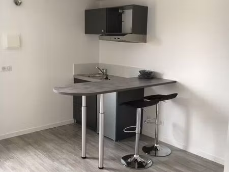 location studio meuble 743 /mensuel (eau + électricité + chauffage inclus)
