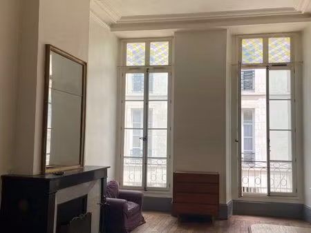 à louer joli grand f2