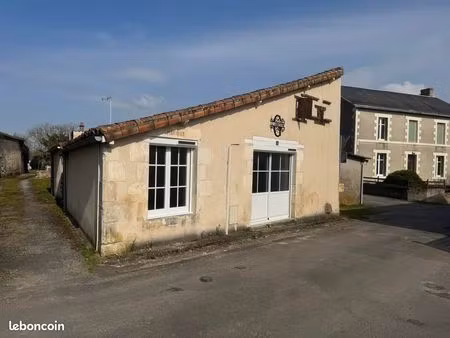 petite maison  pleine de charme