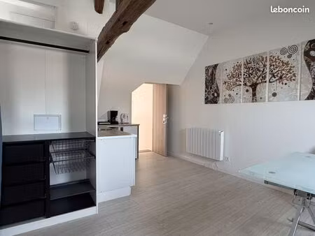 studio 1 pièce 13 m²