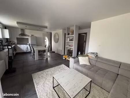 appartement 3 pièces 65 m²