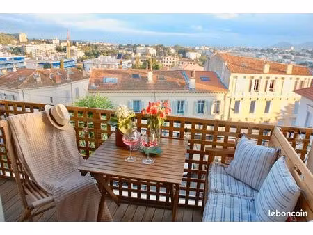 appartement 2 pièces meublé – 37 m² – vue mer – le cannet mairie