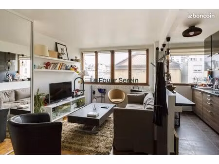 studio 1 pièce 30 m²
