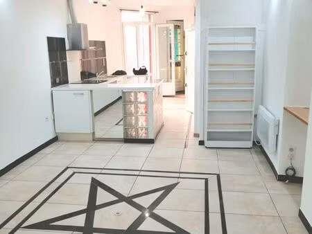 deux pièces vide