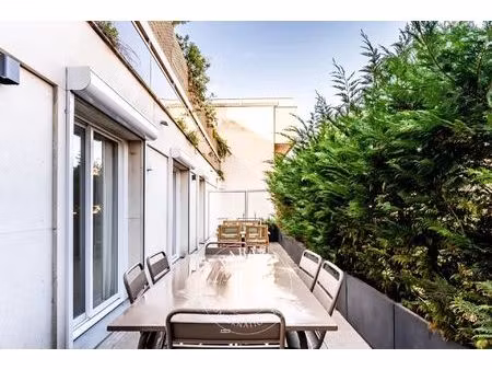 à vendre  appartement paris 17ème 2 chambres - 69 m² - 1 145 000 €
