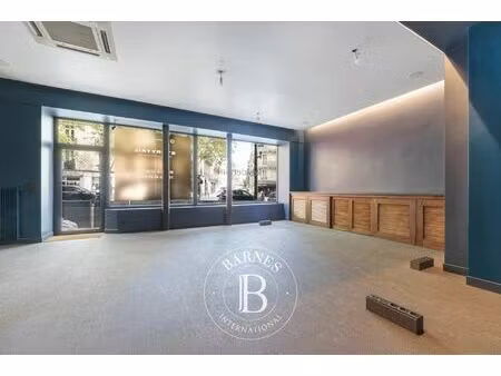 à vendre  commerce paris 8ème - 735 000 €