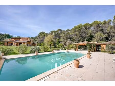 à vendre  maison aix-en-provence 4 chambres - 245 m² - 1 850 000 €