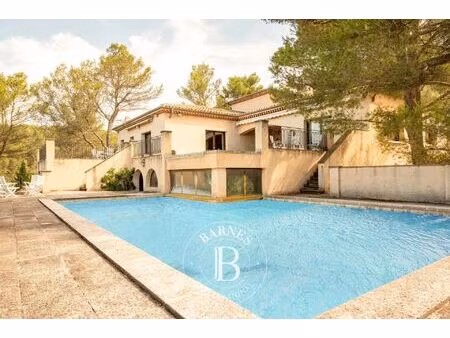 à vendre  maison aix-en-provence 7 chambres - 571 m² - 1 990 000 €