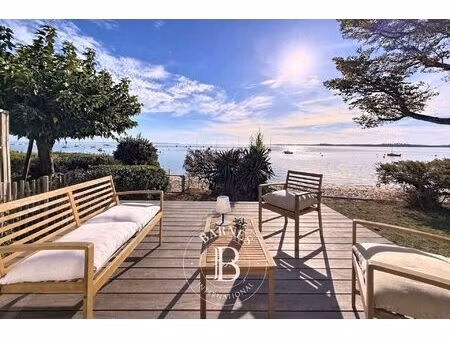 à vendre  maison arès 3 chambres - 150 m² - 1 664 000 €