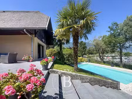 à vendre  maison brison-saint-innocent 3 chambres - 183 m² - 1 575 000 €