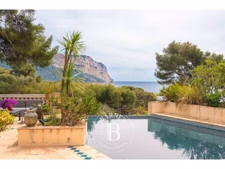 à vendre  maison cassis 8 chambres - 215 m² - 2 790 000 €
