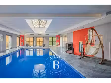 à vendre  maison corbelin 5 chambres - 430 m² - 580 000 €