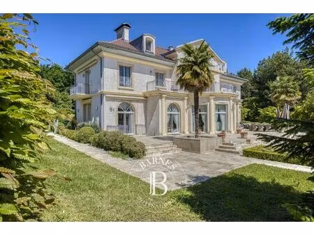 à vendre  propriété divonne-les-bains 6 chambres - 906 m² - 10 400 000 €