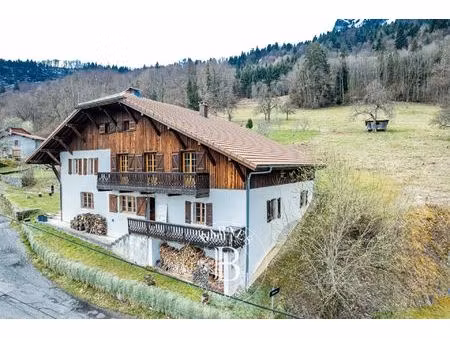 à vendre  ferme magland 11 chambres - 527 m² - 980 000 €