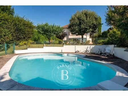 à vendre  maison francheville 5 chambres - 198 m² - 730 000 €