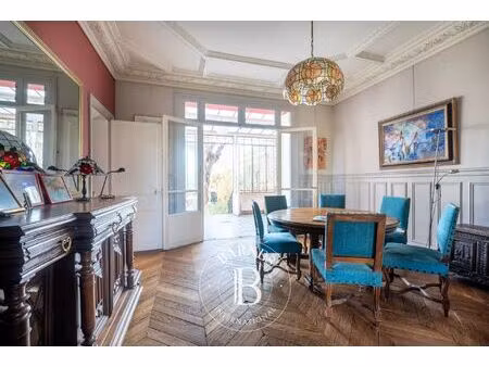 à vendre  hôtel particulier courbevoie 7 chambres - 286 m² - 2 150 000 €
