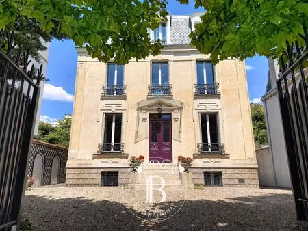 à vendre  hôtel particulier fontenay-sous-bois 5 chambres - 269 m² - 1 950 000 €
