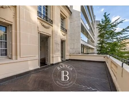 à vendre  hôtel particulier paris 16ème 6 chambres - 437 m² - 6 930 000 €