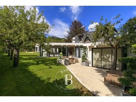 à vendre  maison la celle-saint-cloud 5 chambres - 331 m² - 1 590 000 €