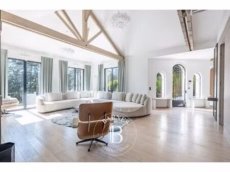 à vendre  maison la celle-saint-cloud 5 chambres - 350 m² - 1 890 000 €